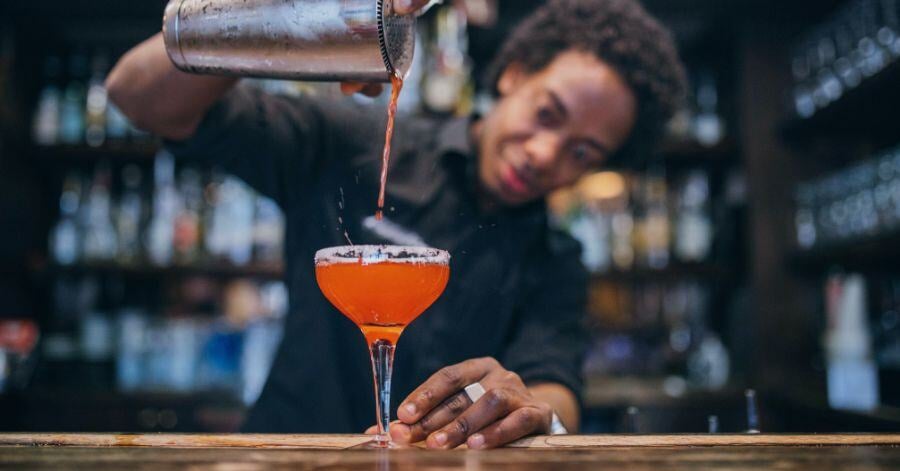 Cocktail Costing Formula: How to Set Cocktail Prices for Your Bar